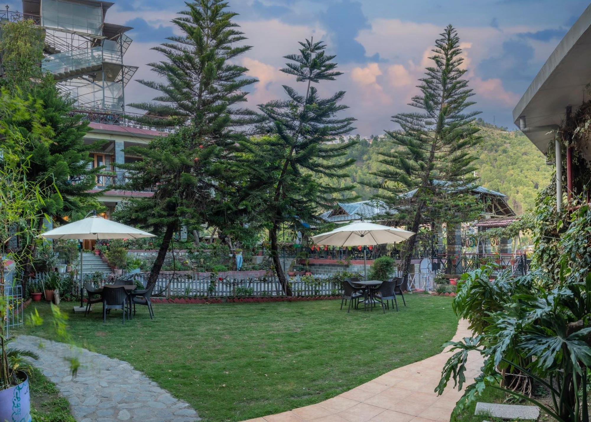 Nandini Villa Dharamshala Buitenkant foto